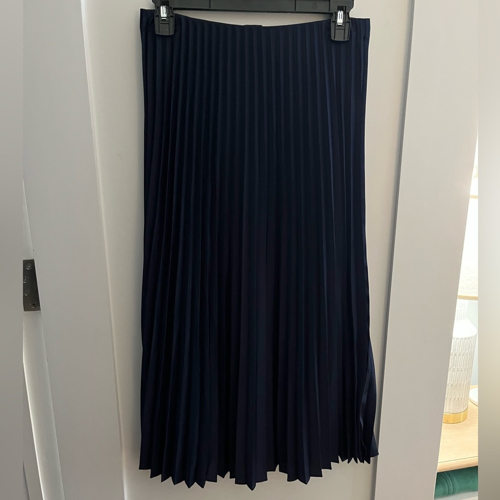 J Crew navy gwyneth pleated slip skirt XXS